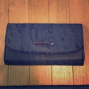 City Streets Arrow Wallet